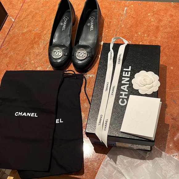 Authentic Chanel big buckle ballerina/loafers great condition worn only once - Picture 14 of 15